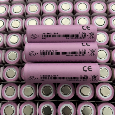 EVE 30P 3000mah 30A 18650 Batterie ad Alta Scarica per Elettroutensili, Trasmettitore localizzatore,Carriola elettrica,Tosaerba elettrico - Immagine 4